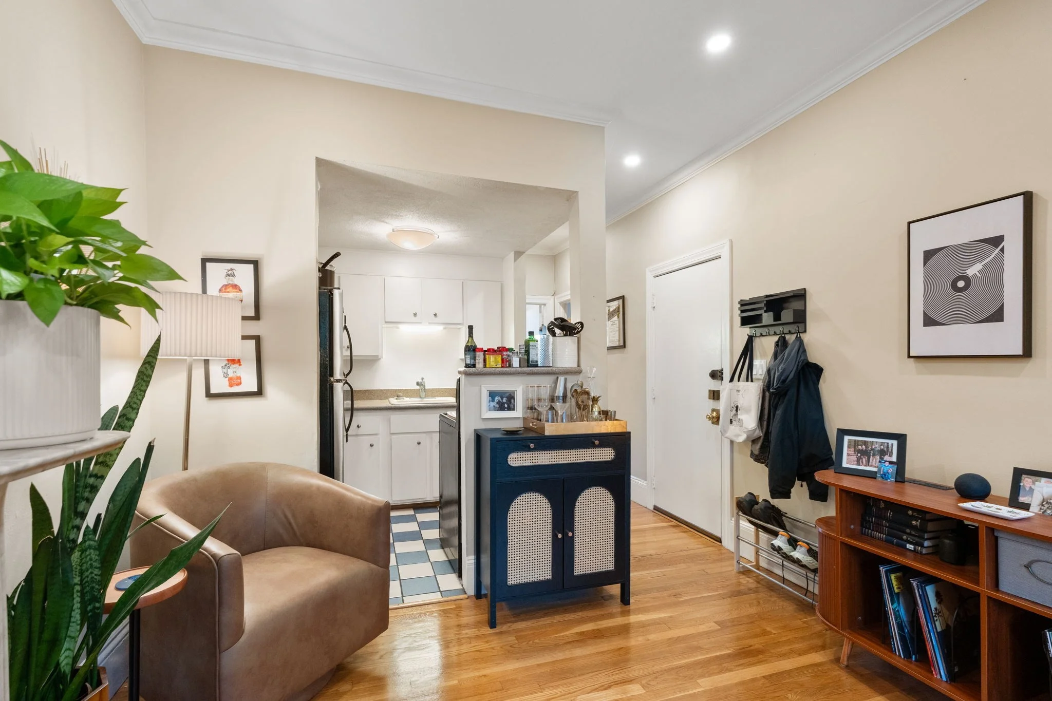 1 bed, 1 bath apartment for rent at 82 Appleton St Unit 2, South End — photo 11 of 14