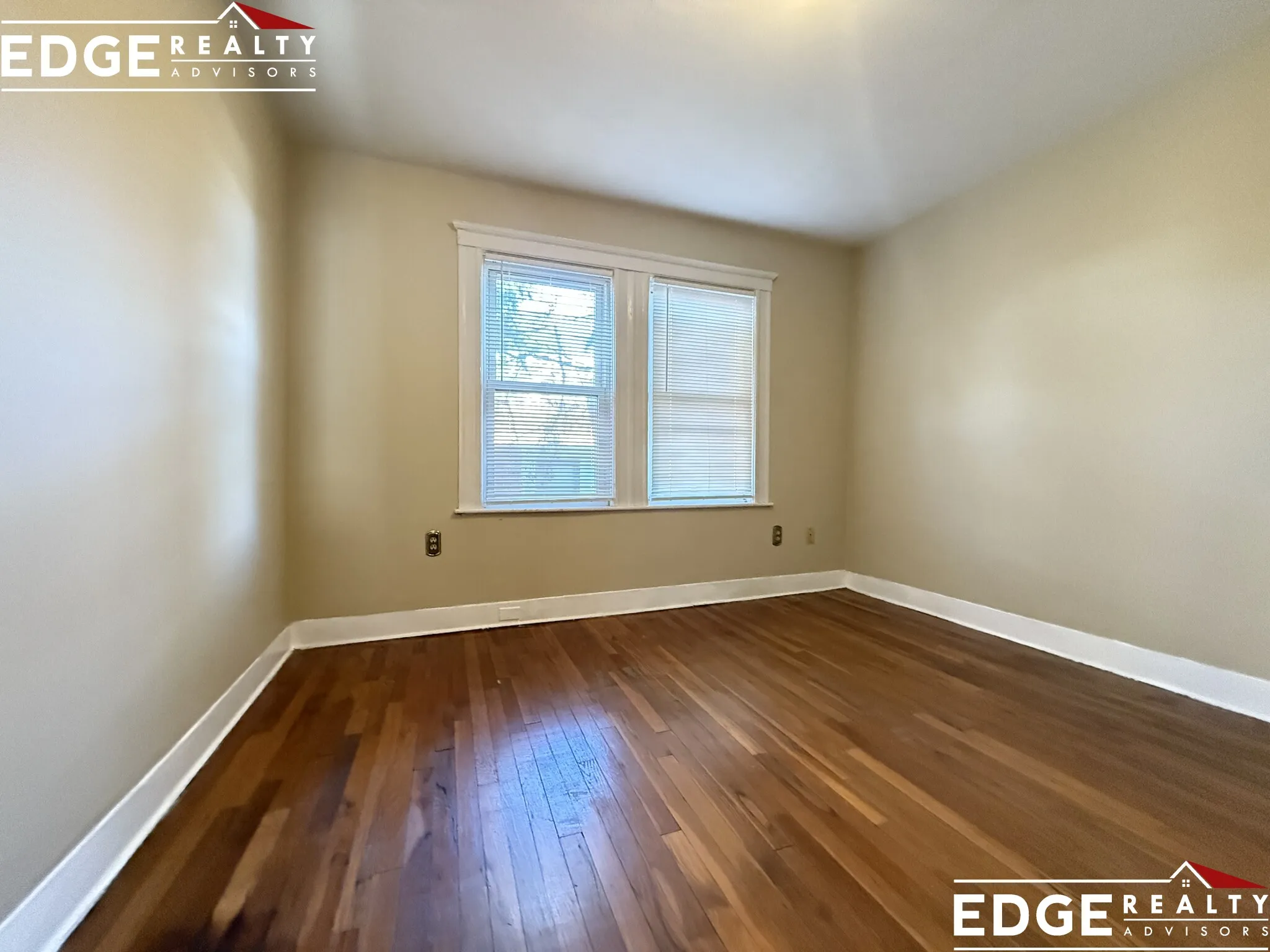 2 bed, 1 bath apartment for rent at 82 Beechcroft St Unit 3, Oak Square — photo 4 of 8