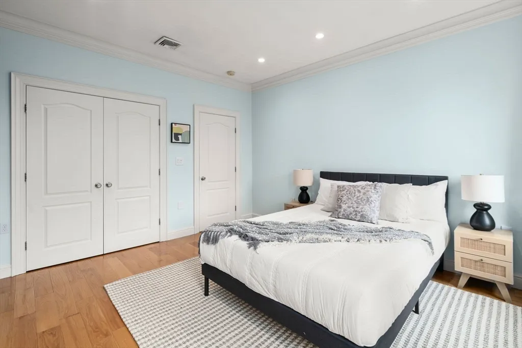 3 bed, 2 bath apartment for rent at 82 Berkeley St Unit 5, Columbus — photo 19 of 32