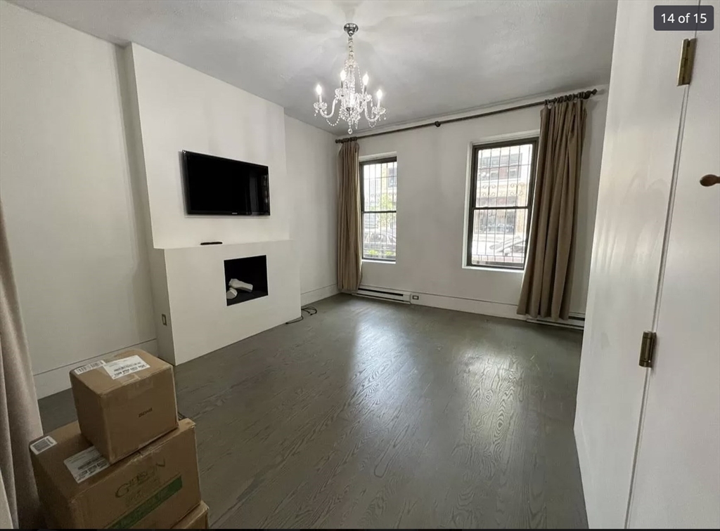 Studio bed, 1 bath apartment for rent at 82 Berkeley Unit 2, Back Bay