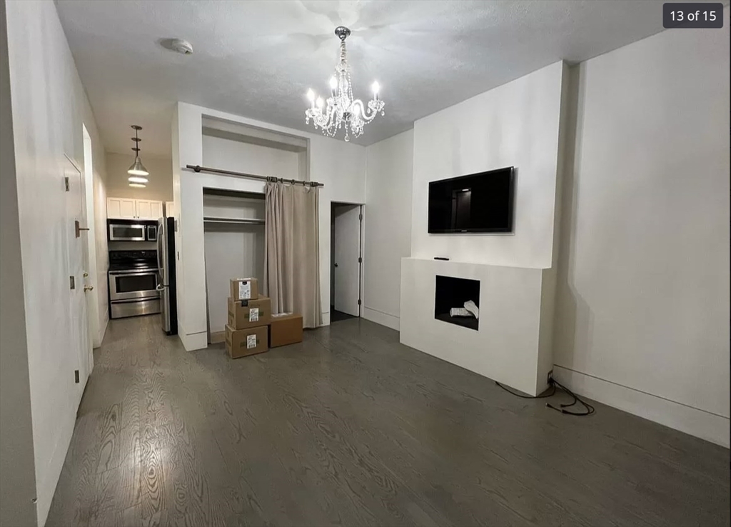 Studio bed, 1 bath apartment for rent at 82 Berkeley Unit 2, Back Bay — photo 2 of 18