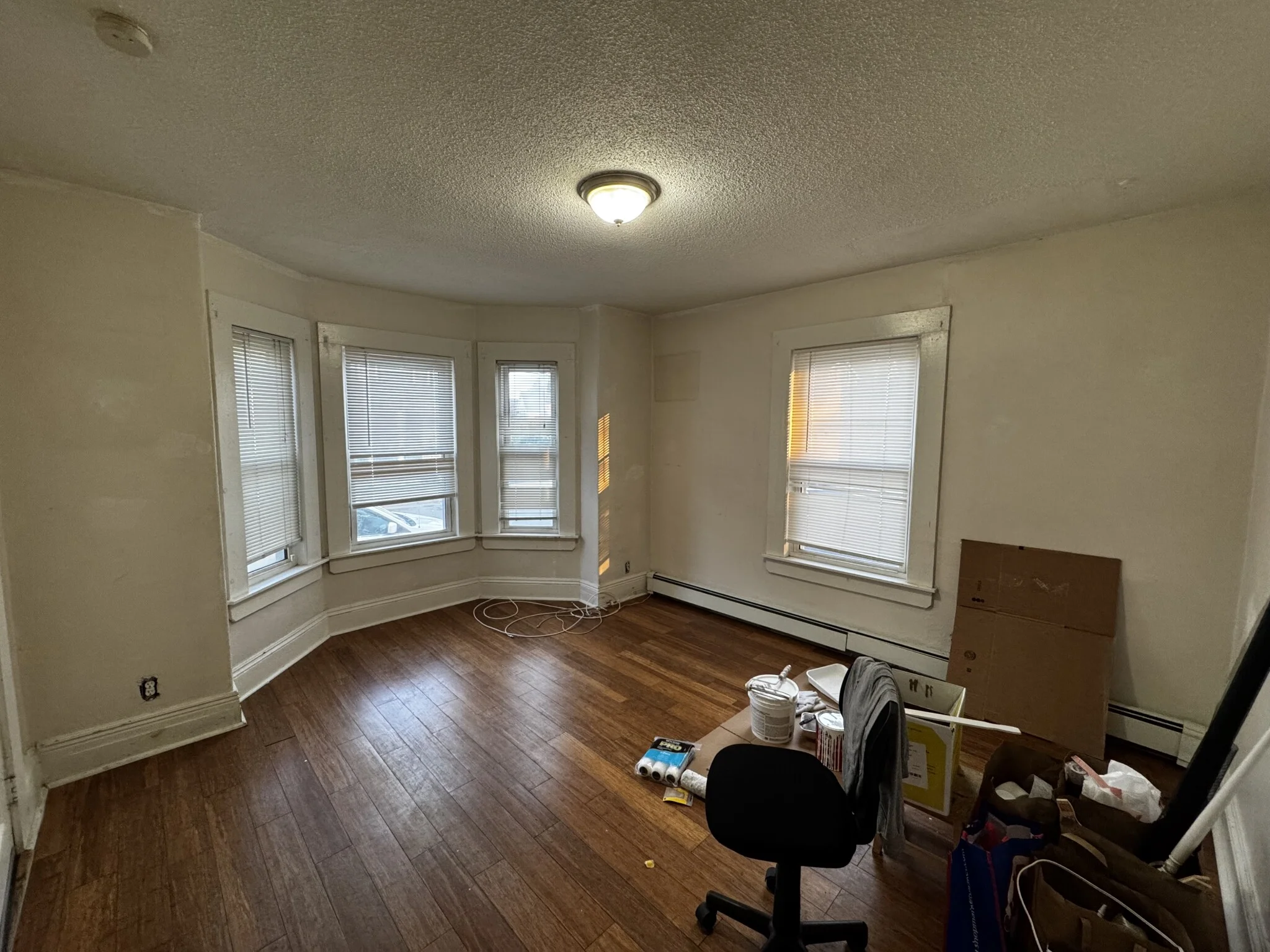 2 bed, 1 bath apartment for rent at 82 Birch St Unit 1, Lynn — photo 5 of 11