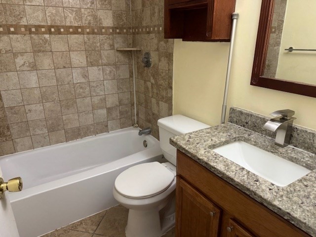 2 bed, 1 bath apartment for rent at 82 Boylston Ln Unit 16, Lowell — photo 7 of 17