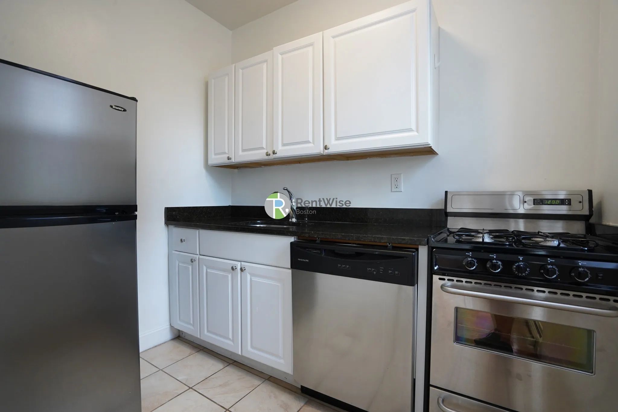 Studio bed, 1 bath apartment for rent at 82 Brainerd Rd Unit 20, Allston — photo 10 of 16