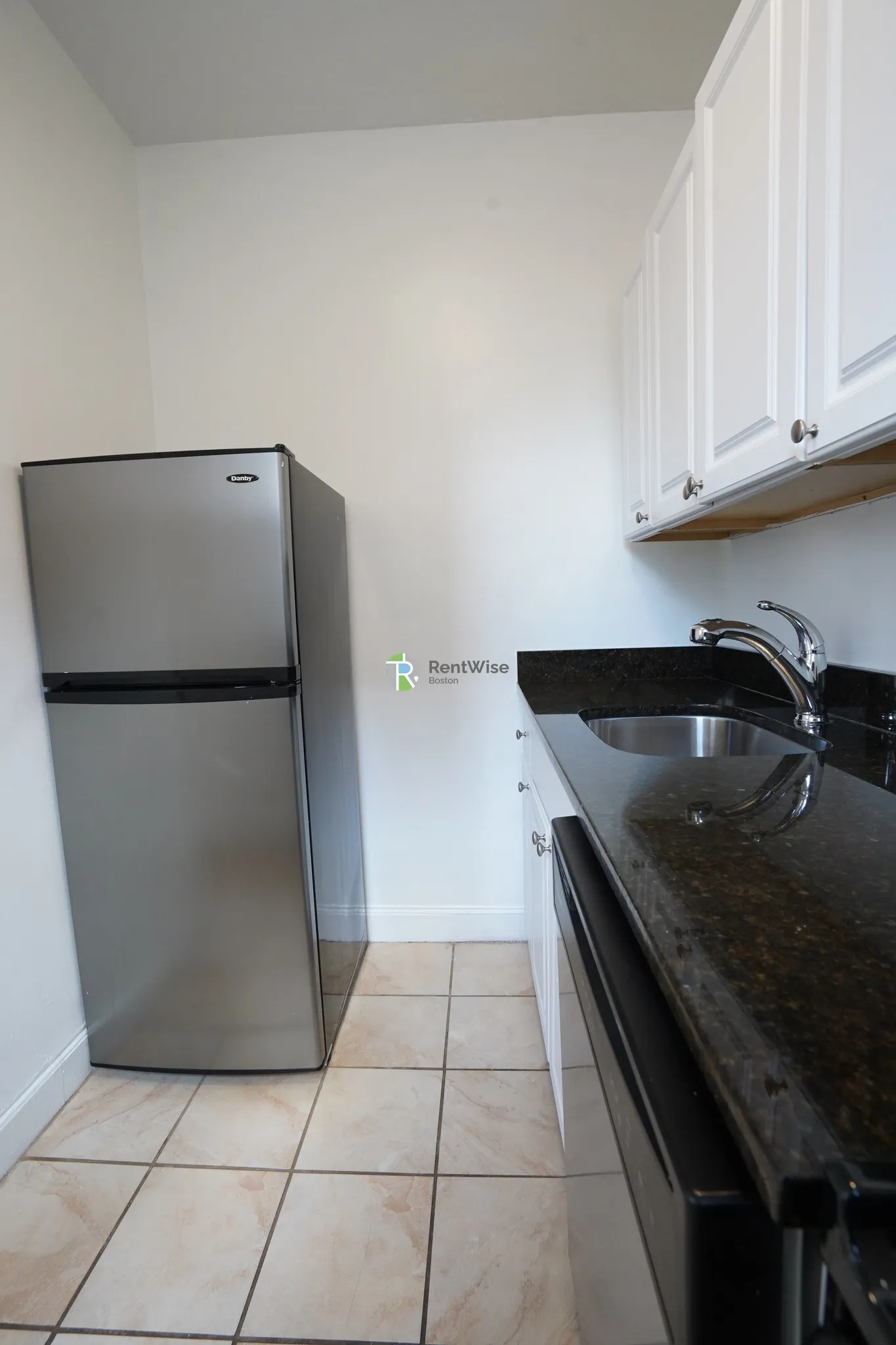 Studio bed, 1 bath apartment for rent at 82 Brainerd Rd Unit 20, Allston — photo 9 of 16