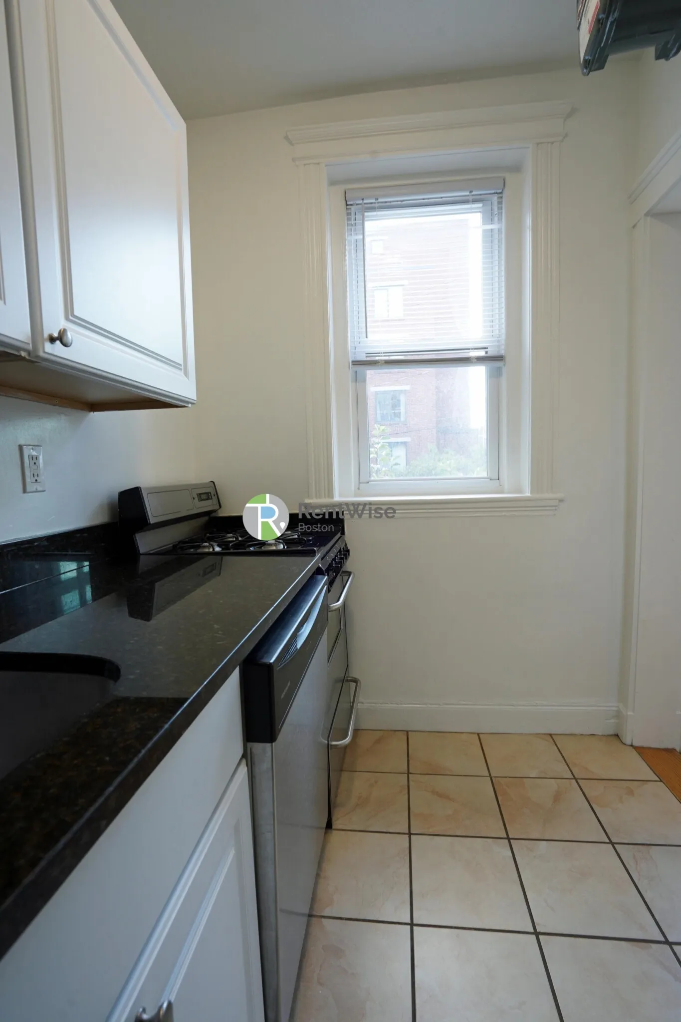 Studio bed, 1 bath apartment for rent at 82 Brainerd Rd Unit 8, Allston — photo 9 of 15