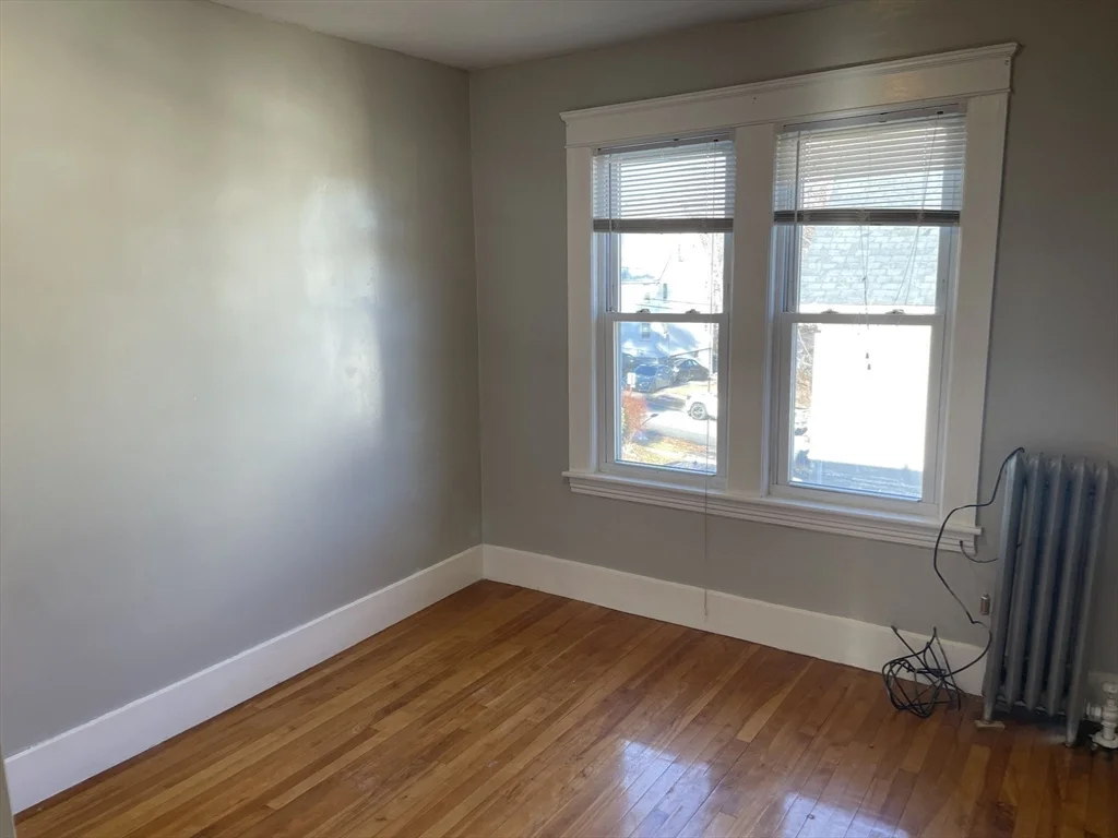 3 bed, 1 bath apartment for rent at 82 Brantwood Rd Unit 2, West Side — photo 13 of 15