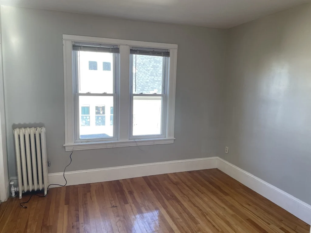 3 bed, 1 bath apartment for rent at 82 Brantwood Rd Unit 2, West Side — photo 11 of 15