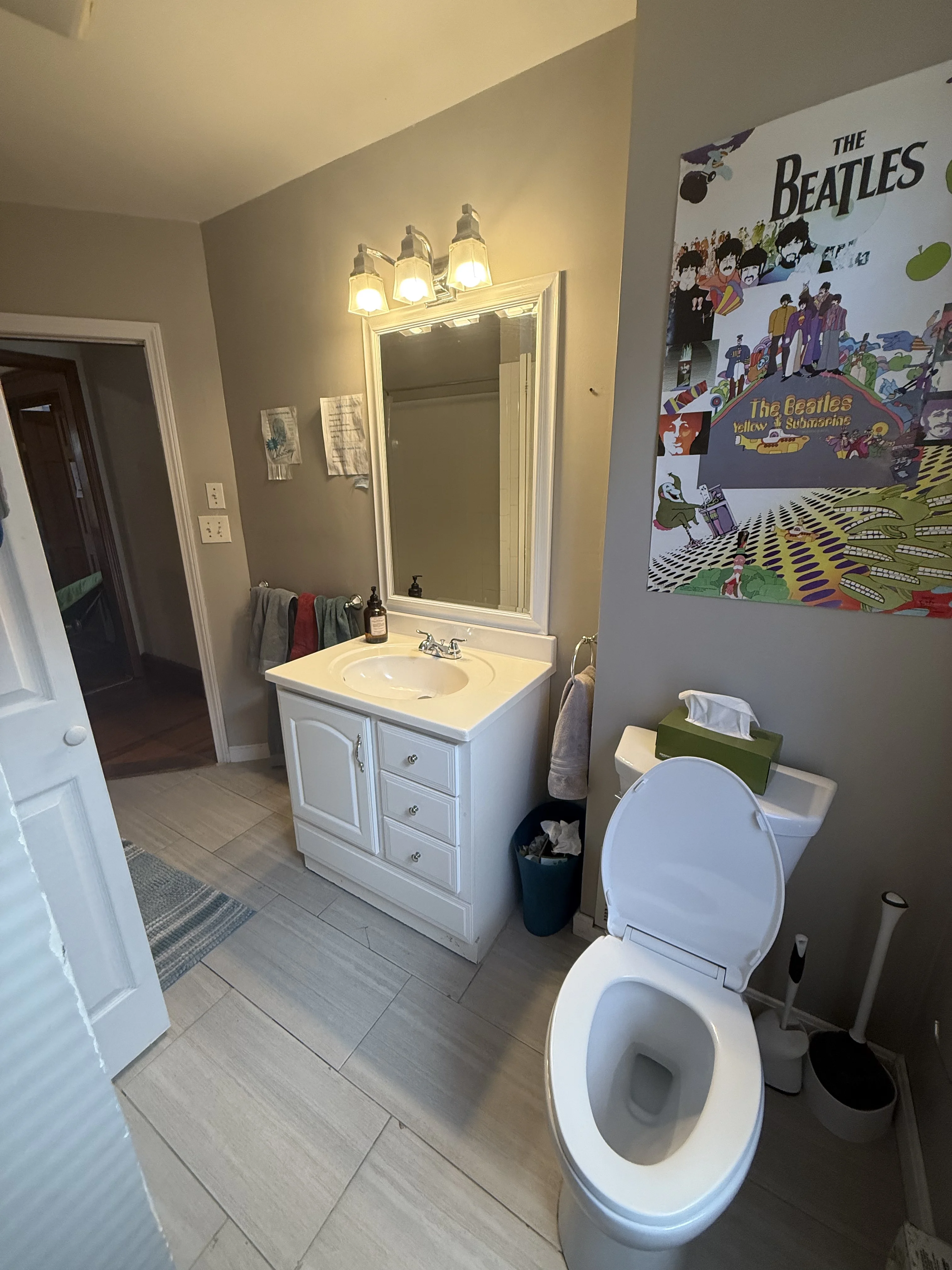 5 bed, 2 bath apartment for rent at 82 Bristol Rd Unit 2, Medford — photo 10 of 25
