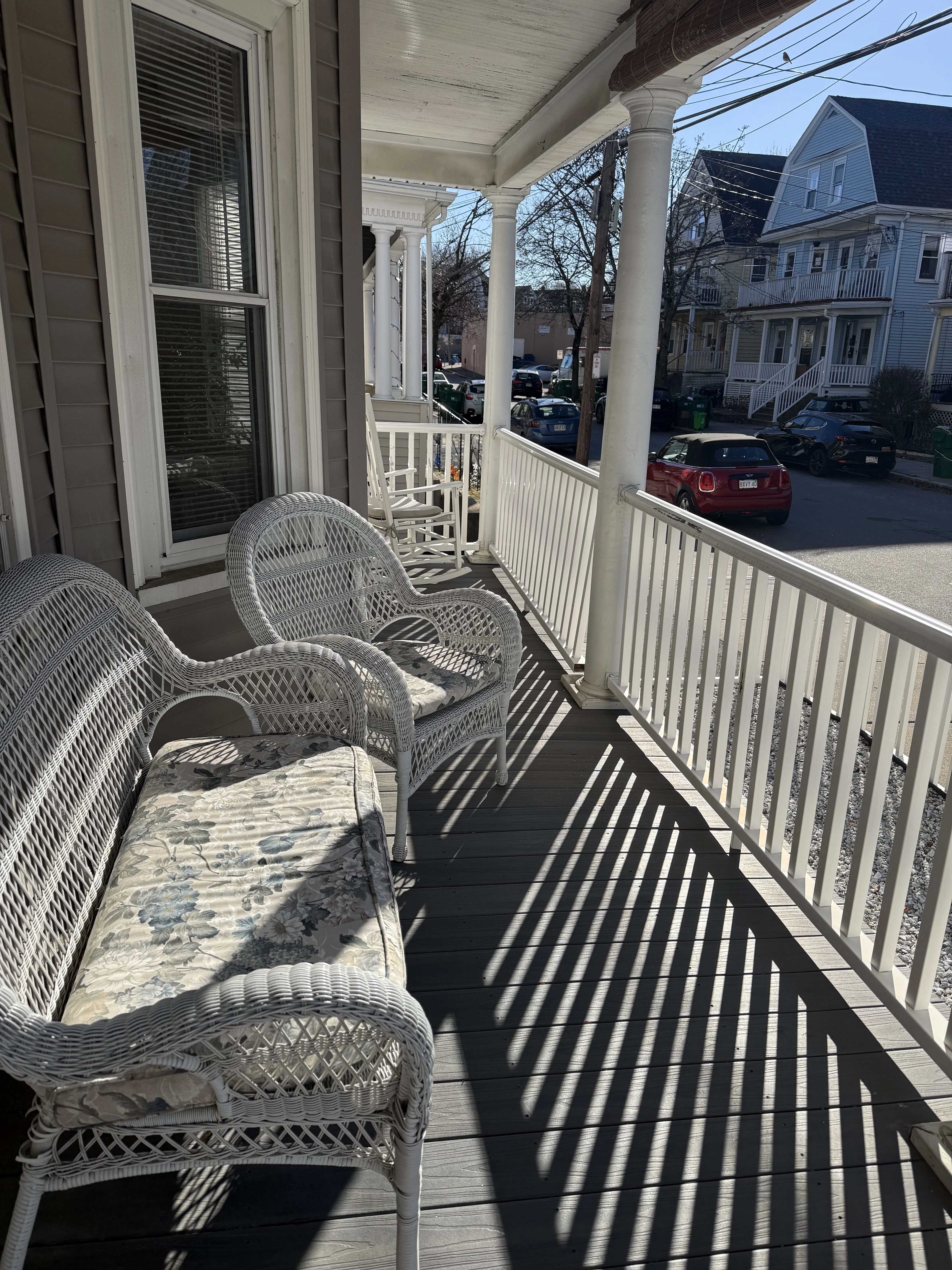 5 bed, 2 bath apartment for rent at 82 Bristol Rd Unit 2, Medford — photo 3 of 25