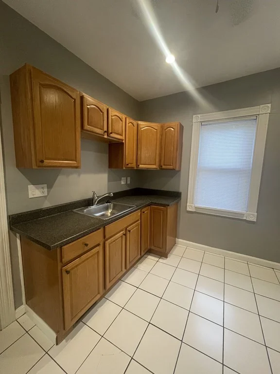 2 bed, 1 bath apartment for rent at 82 Bristow Unit 2, Saugus — photo 3 of 20