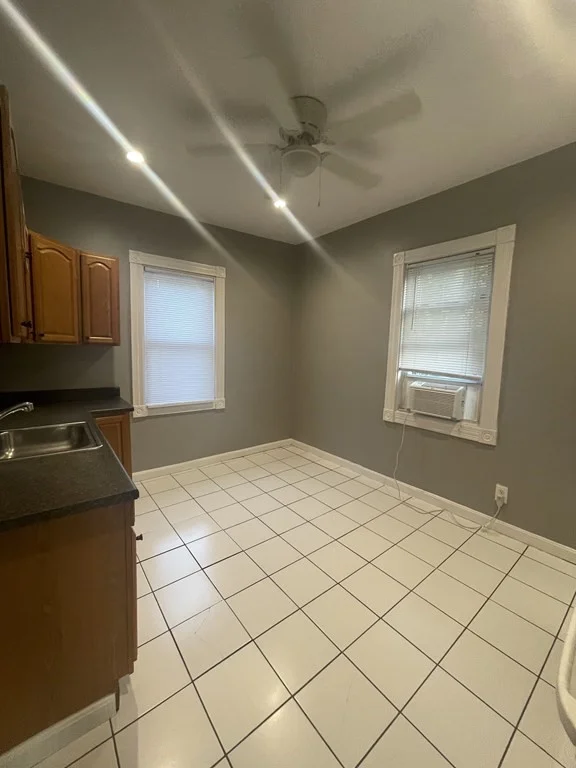 2 bed, 1 bath apartment for rent at 82 Bristow Unit 2, Saugus — photo 4 of 20