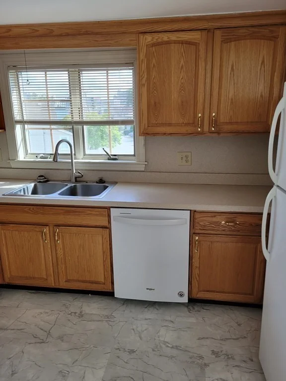 2 bed, 1 bath apartment for rent at 82 Calumet St Unit B, Revere — photo 2 of 19