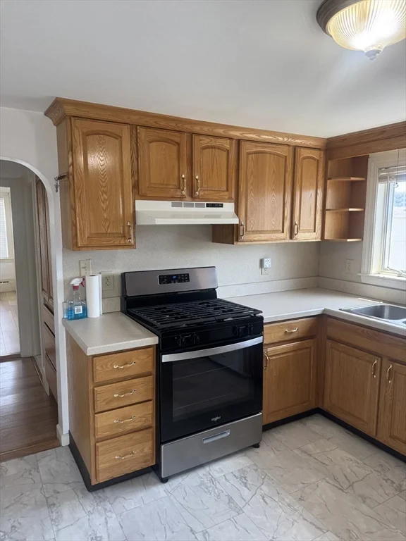 2 bed, 1 bath apartment for rent at 82 Calumet Unit 2, Revere