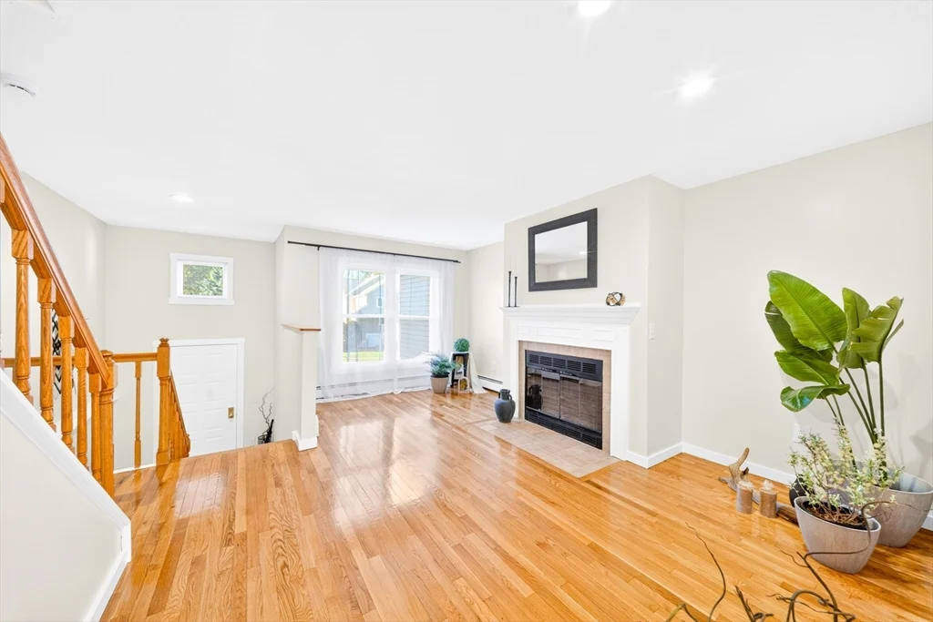 2 bed, 1 bath apartment for rent at 82 Camelot Dr Unit 82, Worcester — photo 5 of 42