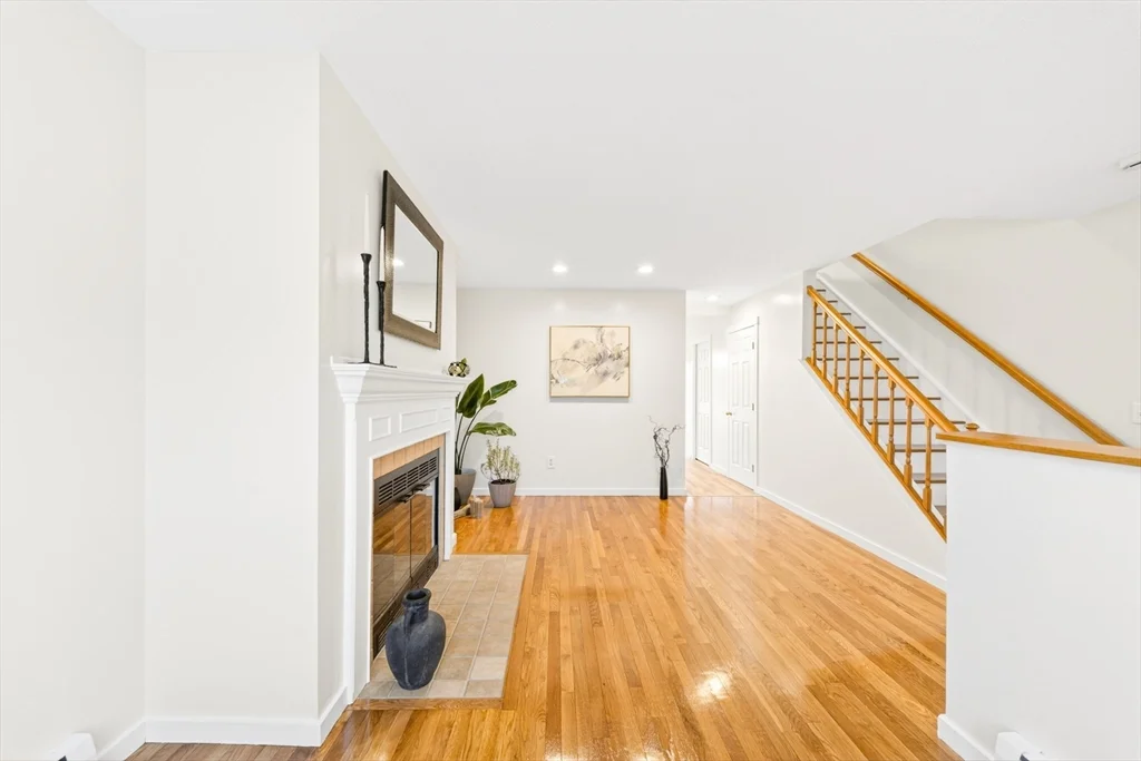 2 bed, 1 bath apartment for rent at 82 Camelot Dr Unit 82, Worcester — photo 14 of 42