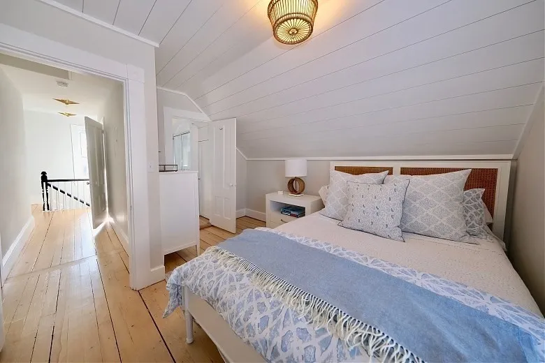 4 bed, 4+ bath apartment for rent at 82 Center, Nantucket — photo 16 of 36
