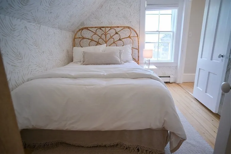 4 bed, 4+ bath apartment for rent at 82 Center, Nantucket — photo 19 of 36