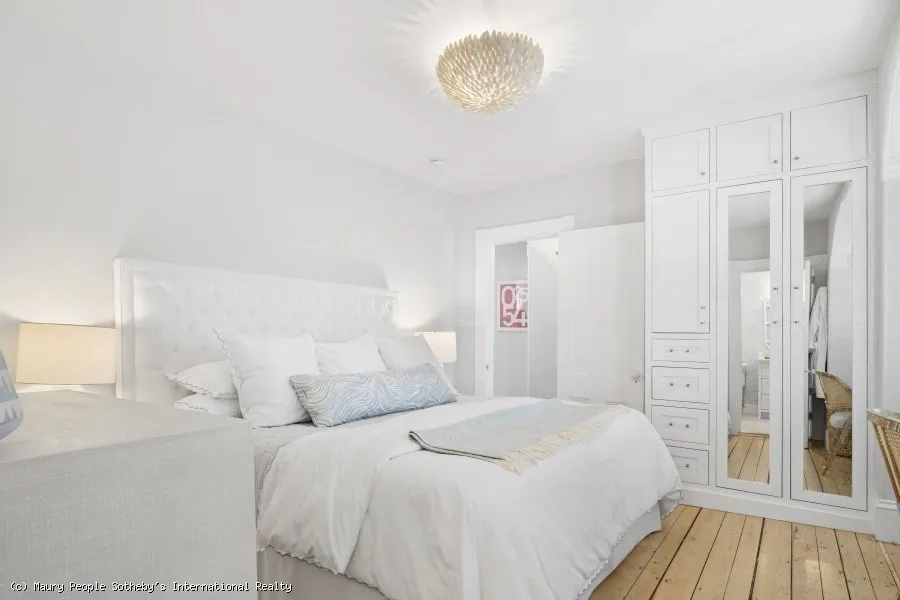 4 bed, 4+ bath apartment for rent at 82 Center, Nantucket — photo 25 of 36