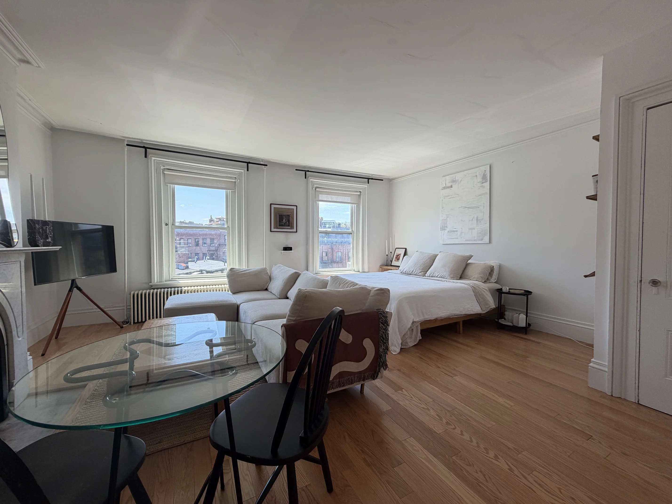 Studio bed, 1 bath apartment for rent at 82 Charles St Unit 3R, Beacon Hill
