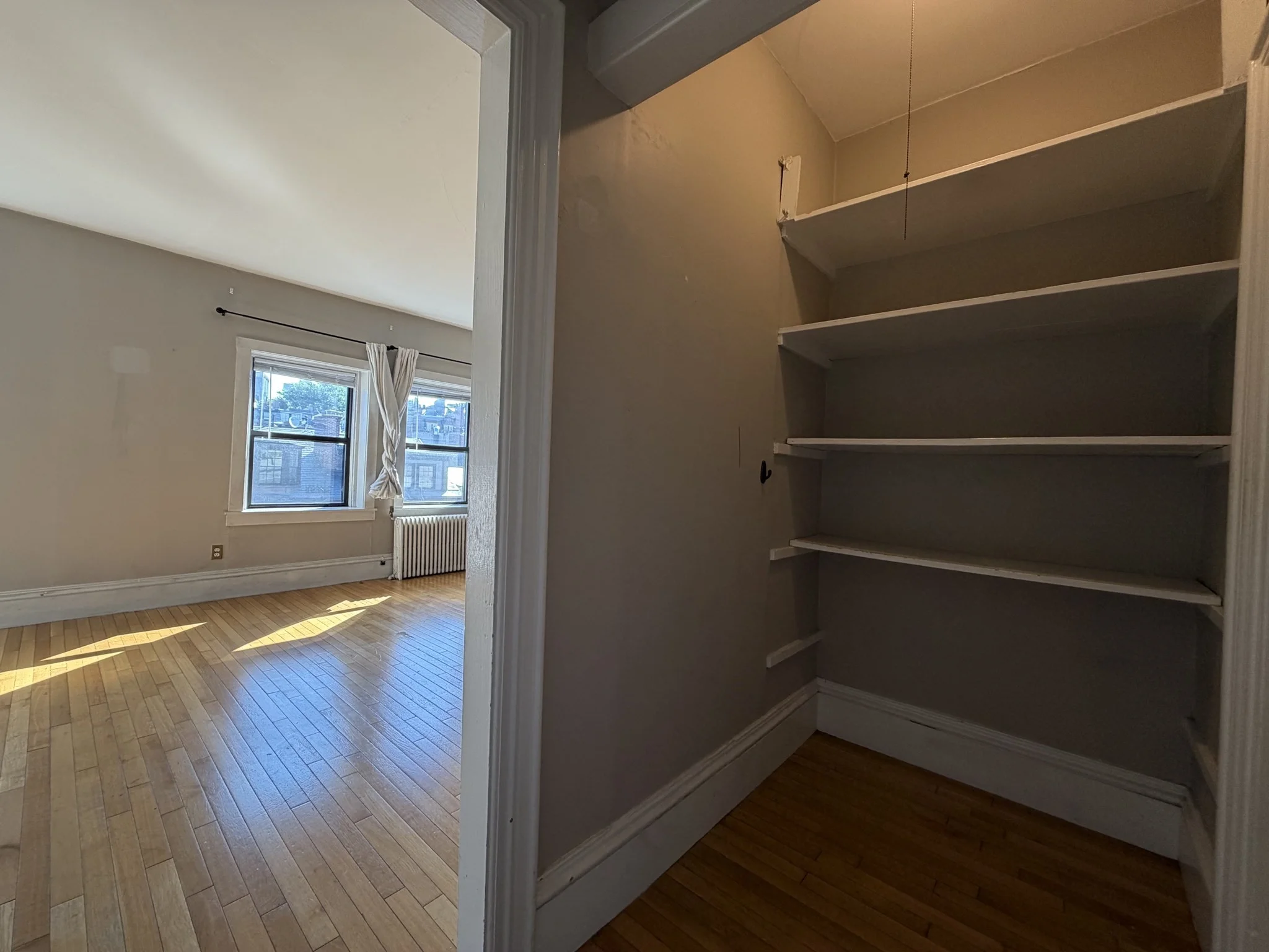 Studio bed, 1 bath apartment for rent at 82 Charles St Unit 4F, Beacon Hill — photo 6 of 8