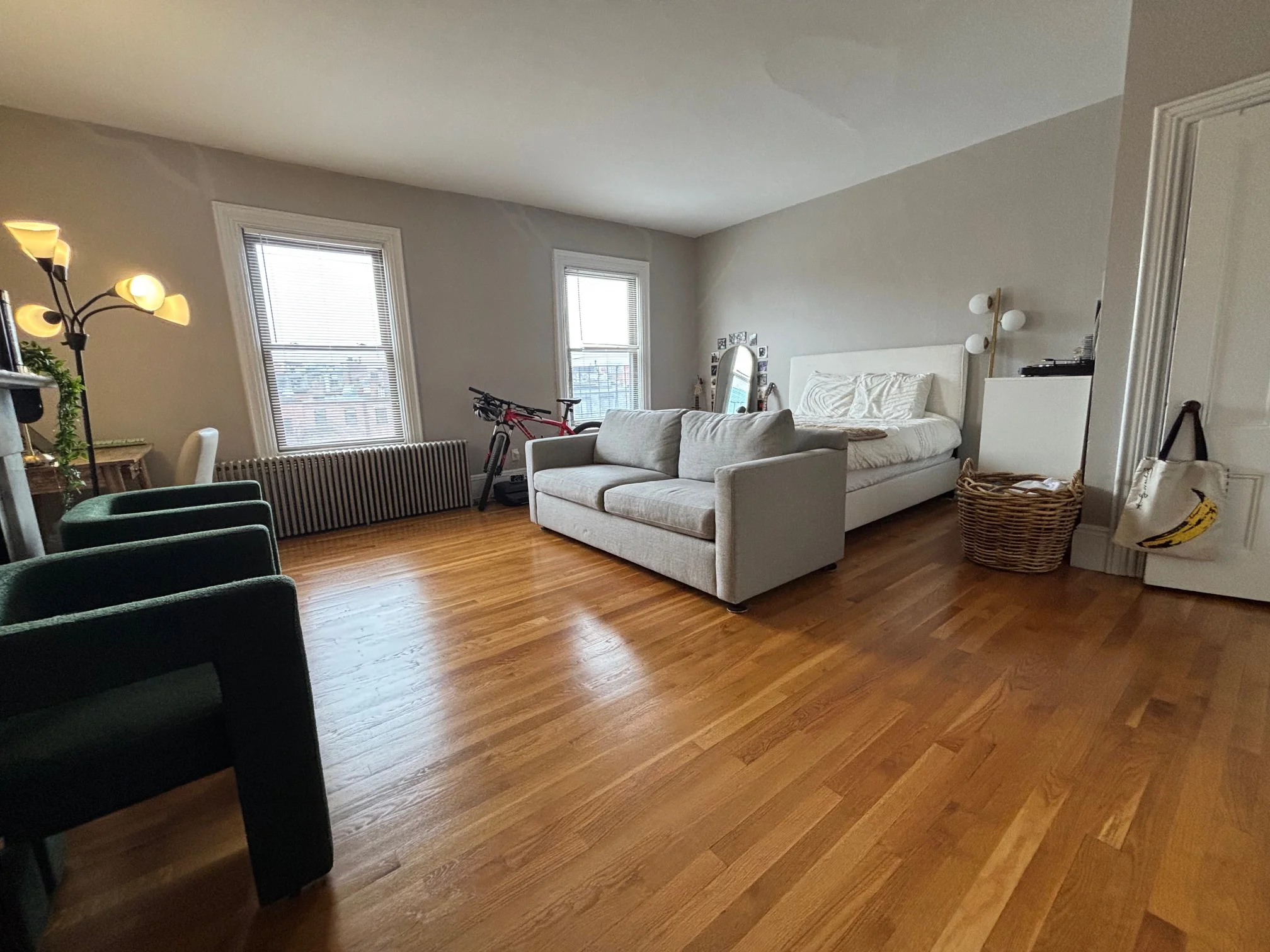 Studio bed, 1 bath apartment for rent at 82 Charles St Unit 4R, Beacon Hill — photo 3 of 11