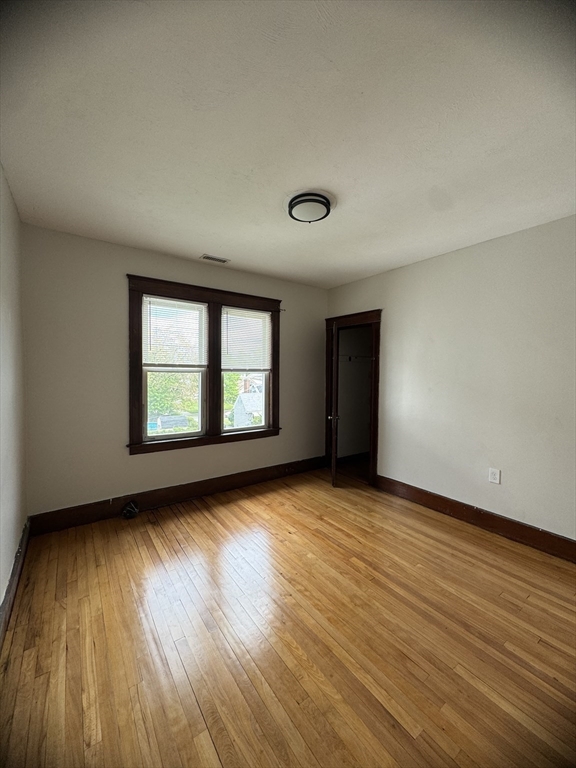 3 bed, 1 bath apartment for rent at 82 Cohasset St Unit 3, Worcester — photo 11 of 15