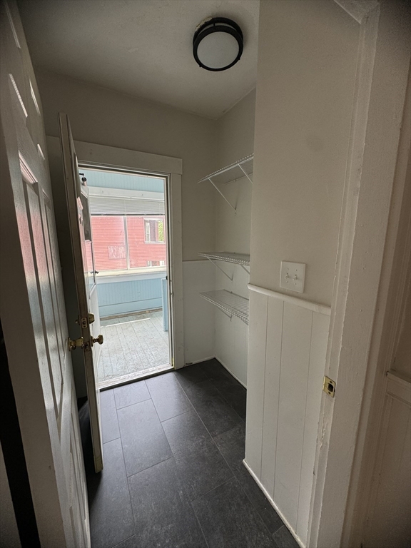 3 bed, 1 bath apartment for rent at 82 Cohasset St Unit 3, Worcester — photo 10 of 15