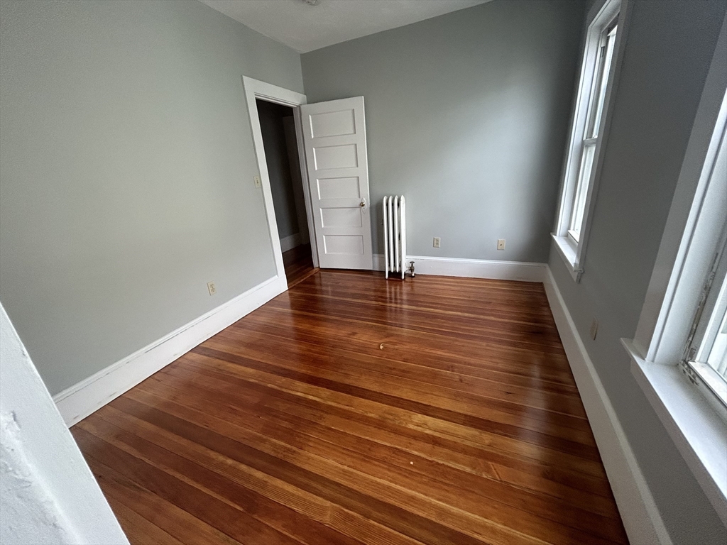 3 bed, 1 bath apartment for rent at 82 Conwell Ave Unit 2FL, West Somerville — photo 11 of 13