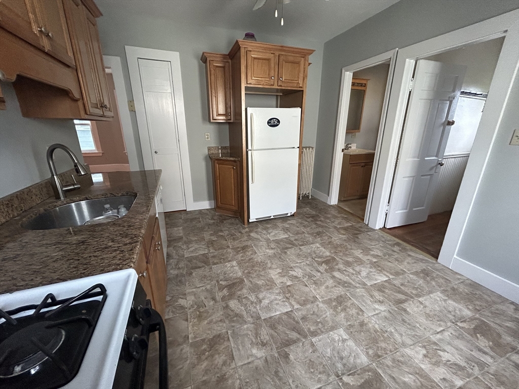 3 bed, 1 bath apartment for rent at 82 Conwell Ave Unit 2FL, West Somerville — photo 2 of 13