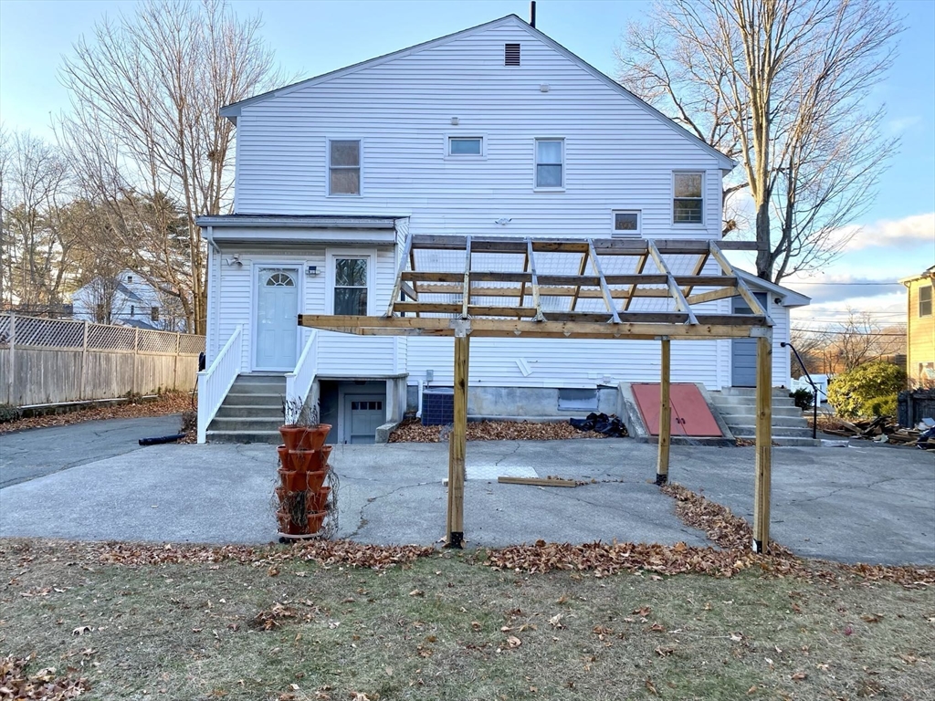 3 bed, 2 bath apartment for rent at 82 Crescent Unit 1, Newton — photo 25 of 25