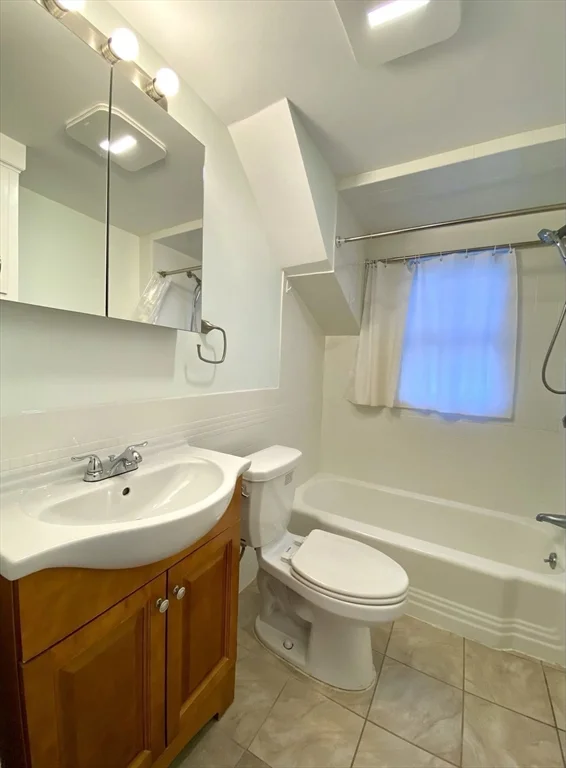 4 bed, 2 bath apartment for rent at 82 Crescent Unit 82, Newton — photo 15 of 21