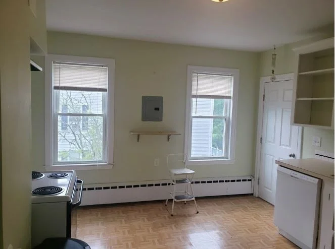1 bed, 1 bath apartment for rent at 82 Dennis St Unit 2, Attleboro — photo 10 of 14