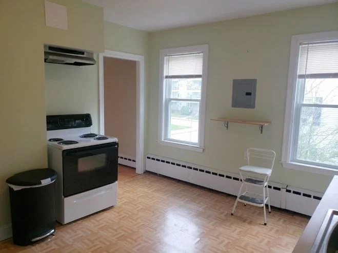 1 bed, 1 bath apartment for rent at 82 Dennis St Unit 2, Attleboro — photo 9 of 14
