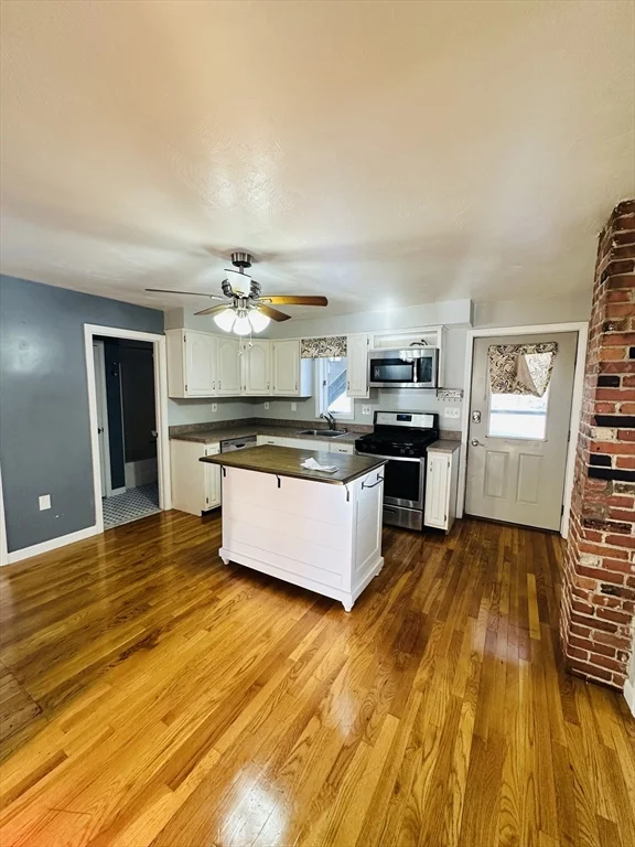 2 bed, 1 bath apartment for rent at 82 E High St Unit 1, Avon — photo 3 of 21