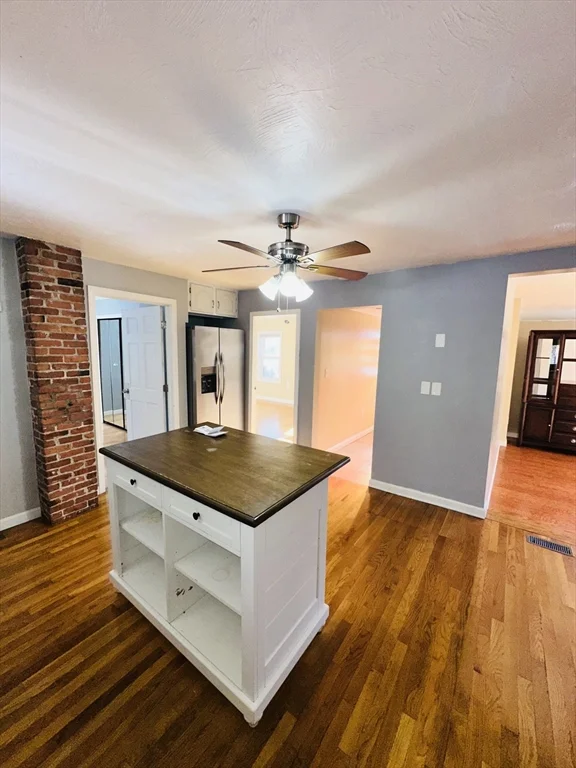 2 bed, 1 bath apartment for rent at 82 E High St Unit 1, Avon — photo 4 of 21
