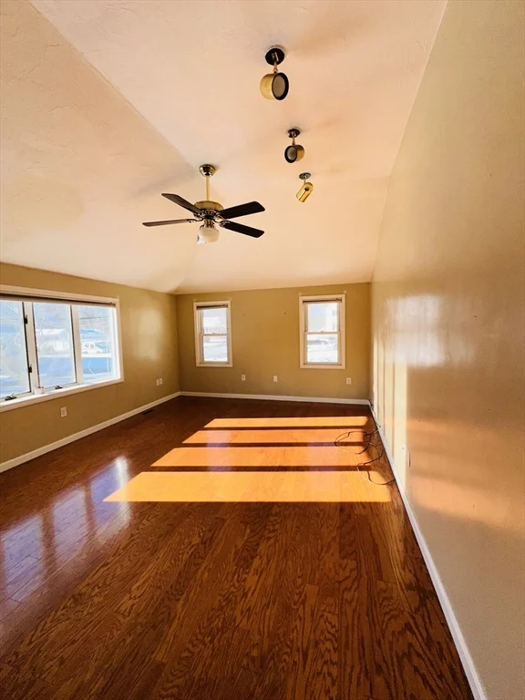 2 bed, 1 bath apartment for rent at 82 E High St Unit 1, Avon — photo 18 of 21
