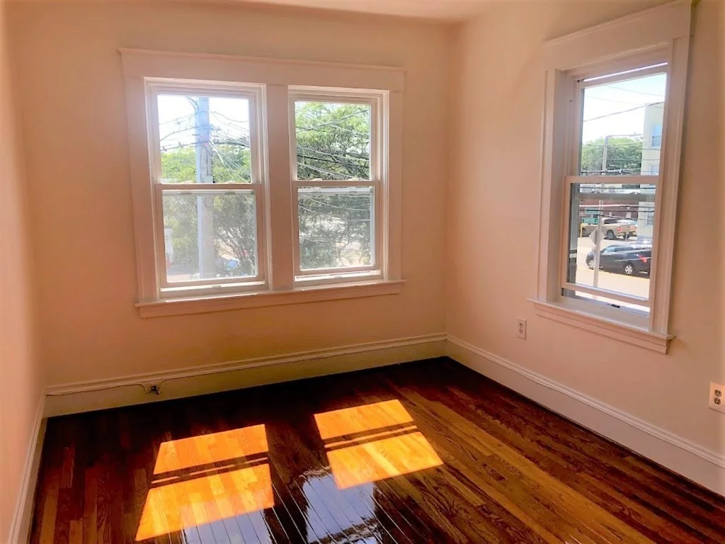 5 bed, 2 bath apartment for rent at 82 Empire St Unit 2, Allston — photo 6 of 11