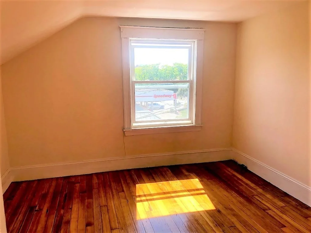 5 bed, 2 bath apartment for rent at 82 Empire St Unit 2, Allston — photo 4 of 11