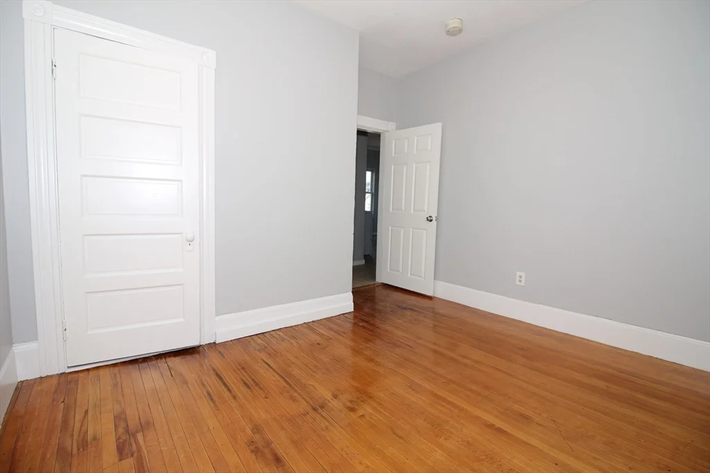 4 bed, 1 bath apartment for rent at 82 Fox Unit 3, Worcester — photo 15 of 18