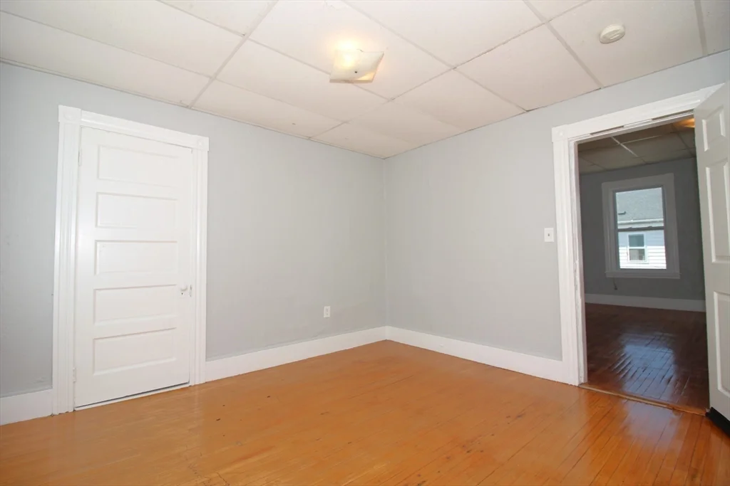 4 bed, 1 bath apartment for rent at 82 Fox Unit 3, Worcester — photo 17 of 18