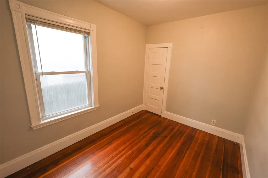 3 bed, 1 bath apartment for rent at 82 Fuller St Unit 1, Dorchester — photo 11 of 13