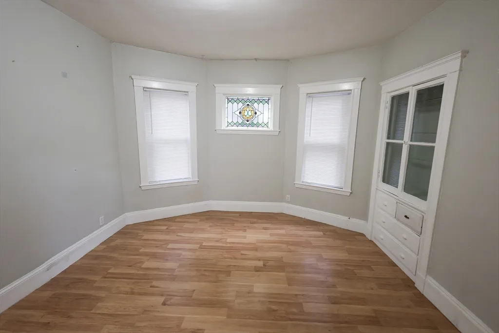 3 bed, 1 bath apartment for rent at 82 Fuller St Unit 1, Dorchester — photo 6 of 13