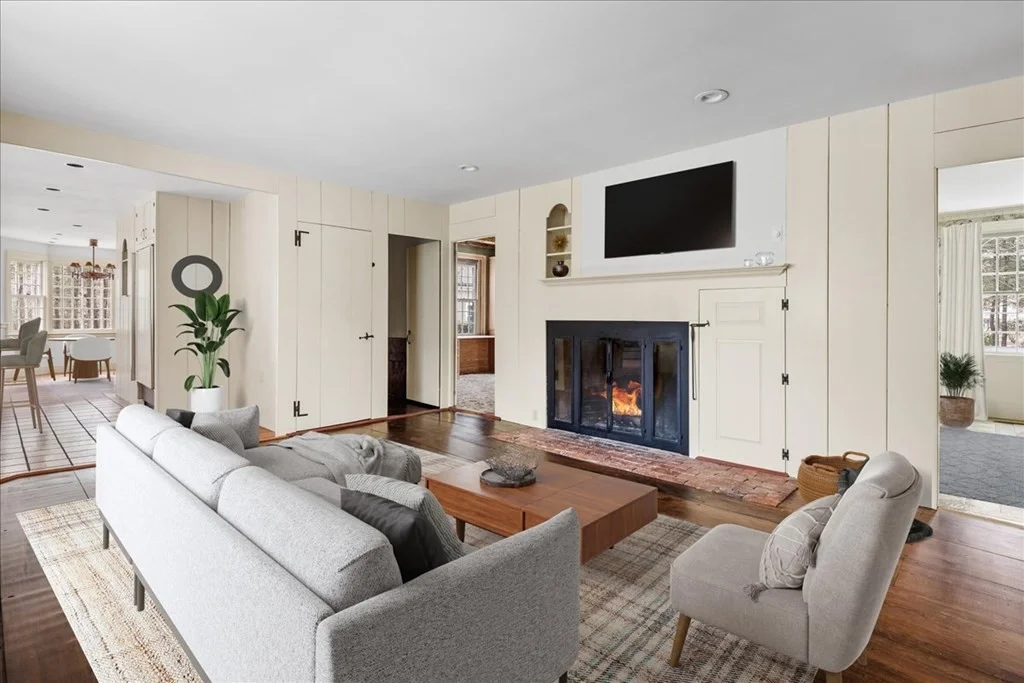 4 bed, 3 bath apartment for rent at 82 Gardner St Unit 82, Hingham — photo 9 of 23