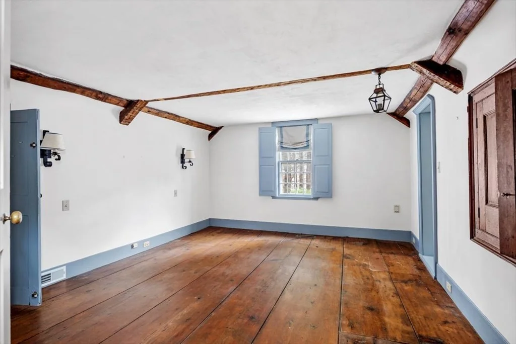 4 bed, 3 bath apartment for rent at 82 Gardner St Unit 82, Hingham — photo 16 of 23