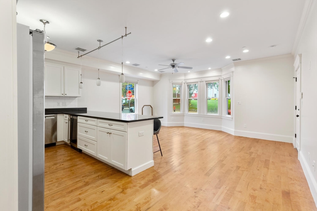 2 bed, 2 bath apartment for rent at 82 Highland Ave Unit 2, Union Square — photo 4 of 10