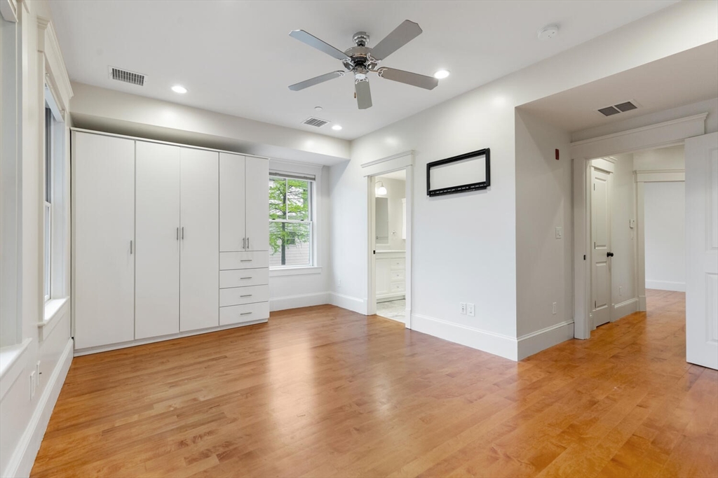 2 bed, 2 bath apartment for rent at 82 Highland Ave Unit 2, Union Square — photo 8 of 10