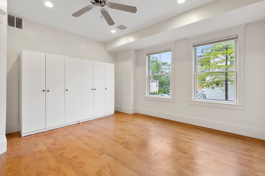 2 bed, 2 bath apartment for rent at 82 Highland Ave Unit 2, Union Square — photo 6 of 10