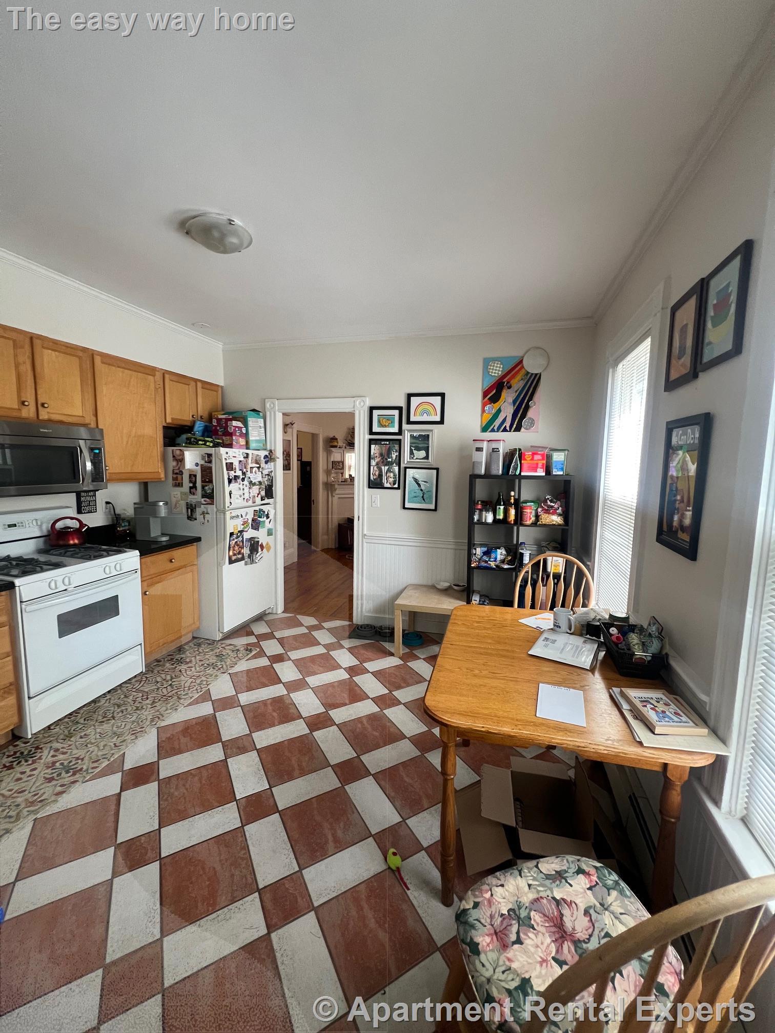 2 bed, 1 bath apartment for rent at 82 Holland St Unit 1, Davis Square — photo 9 of 15