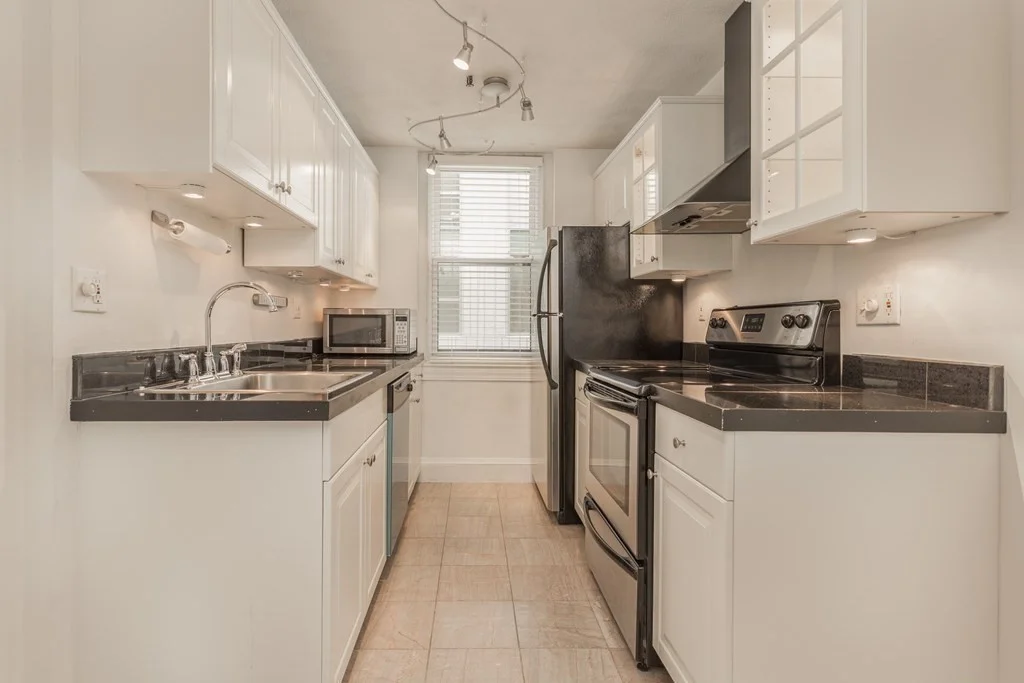 1 bed, 1 bath apartment for rent at 82 Jersey St Unit 21, Fenway — photo 2 of 7